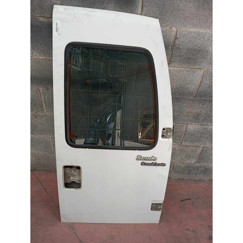 Recambio de puerta trasera derecha para fiat scudo (222) 2.0 jtd familiar (5 asientos) referencia OEM IAM   5P