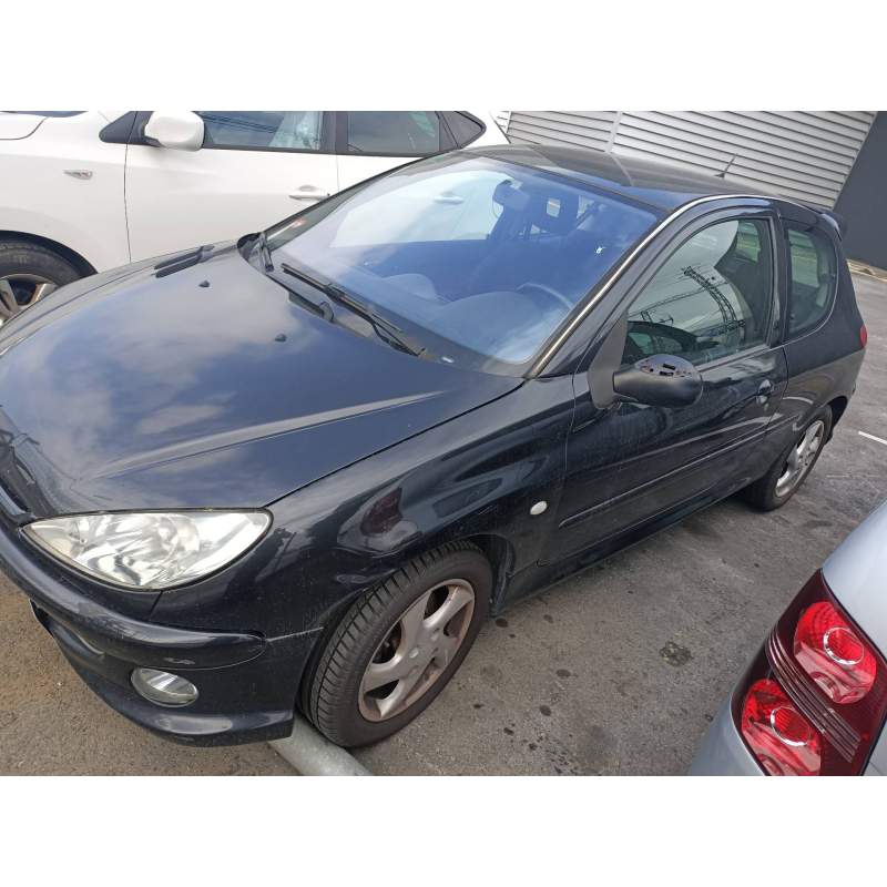 PEUGEOT 206 BERLINA