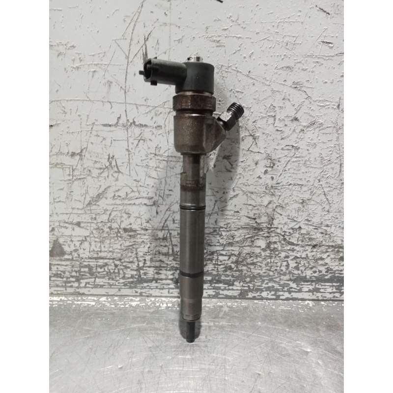Recambio de inyector para hyundai i30 referencia OEM IAM 338002A 0445110256 BOSCH