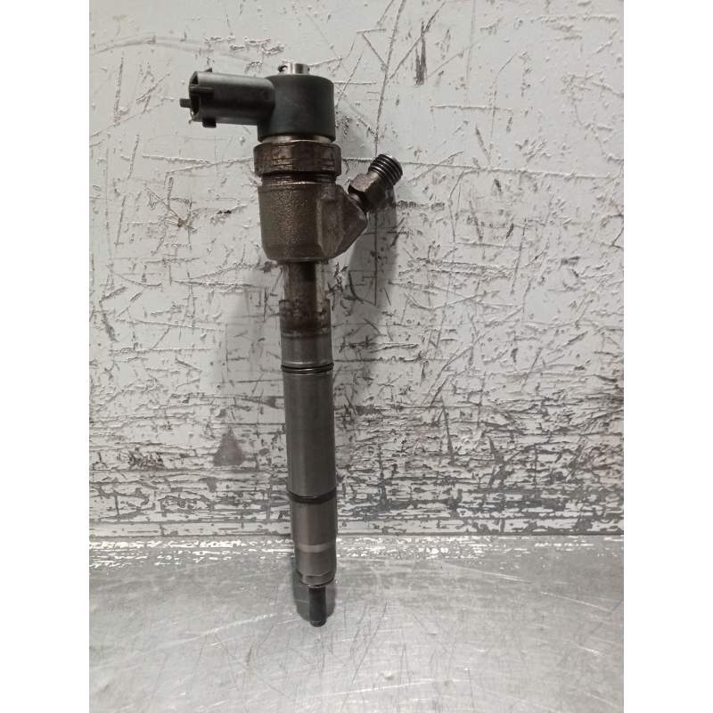 Recambio de inyector para hyundai i30 referencia OEM IAM 338002A400 0445110256 BOSCH