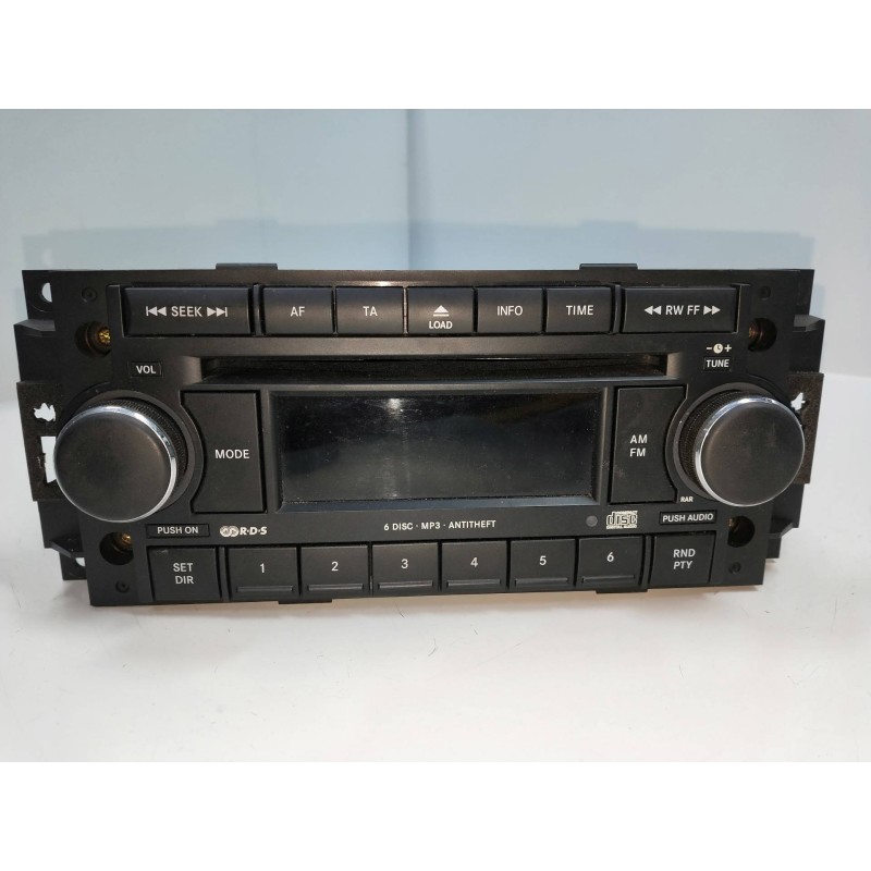 Recambio de sistema audio / radio cd para chrysler 300 c 3.5 referencia OEM IAM P05064066AD  