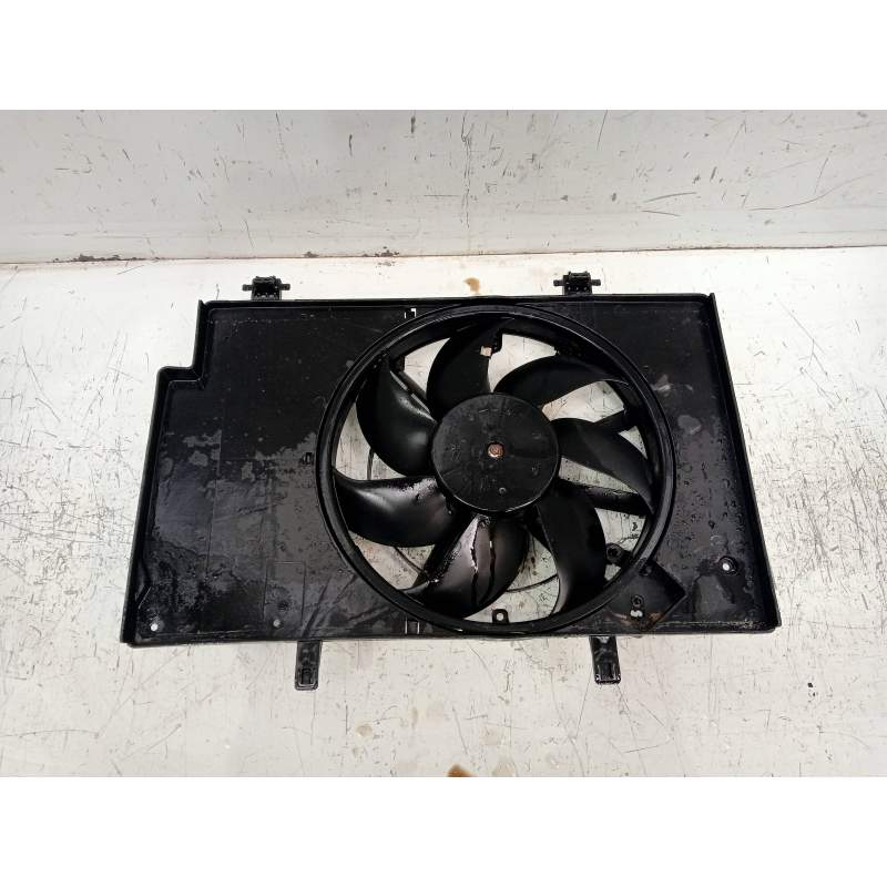 Recambio de electroventilador para ford fiesta (ccn) trend referencia OEM IAM 85768 0039975 2012
