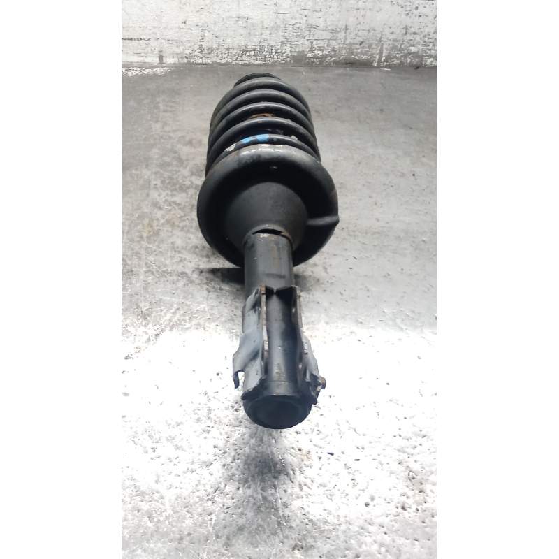 Recambio de amortiguador delantero izquierdo para volkswagen golf iii (1h1) 1.9 tdi referencia OEM IAM  19TDI 1991