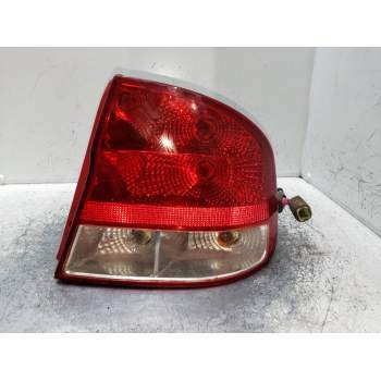 PILOTO TRASERO DERECHO 300319R 