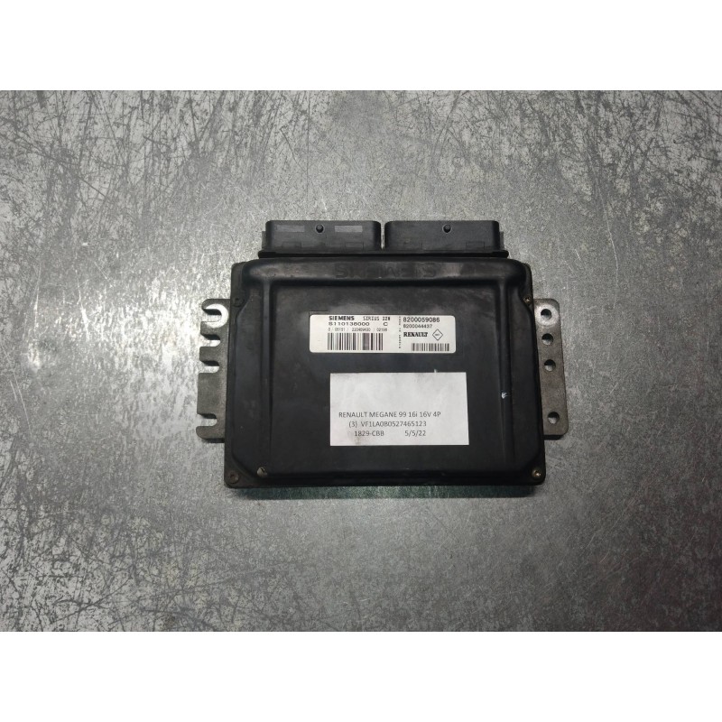 Recambio de centralita motor uce para renault megane i fase 2 classic (la..) 1.6 16v century referencia OEM IAM S110138000C 8200