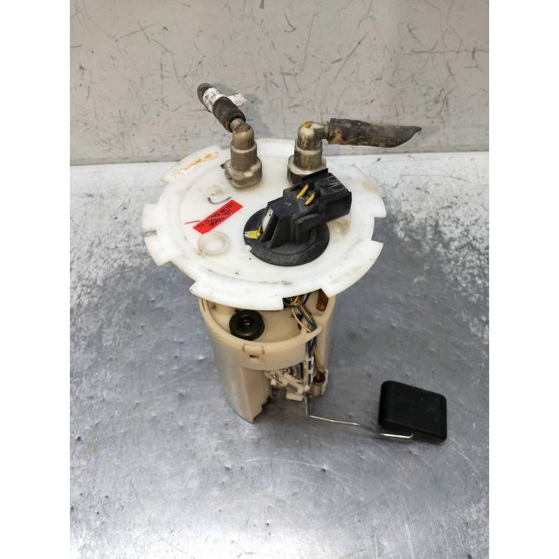 Recambio de bomba combustible para chevrolet aveo / kalos sedán (t200) 1.4 referencia OEM IAM 96423297  