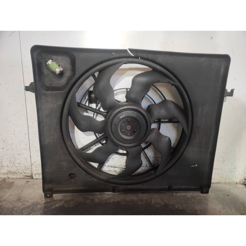 Recambio de electroventilador para kia magentis 2.0 crdi referencia OEM IAM F00S3A2365 6D12117 