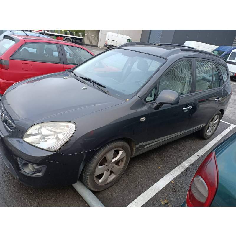 KIA CARENS (UN)