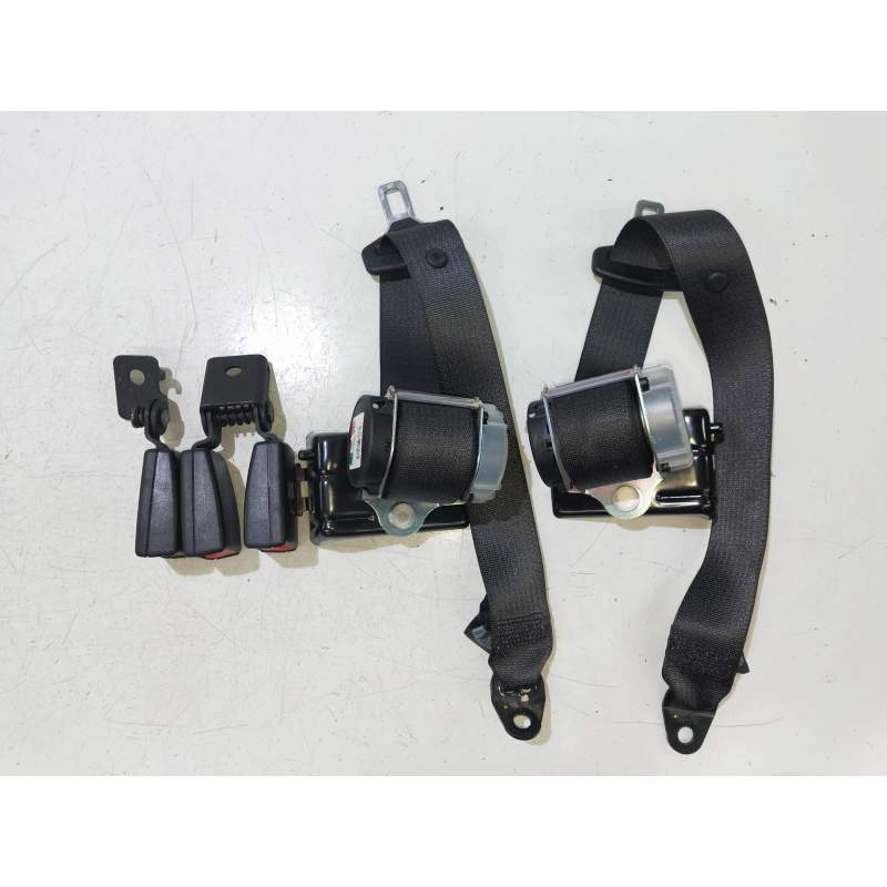 Recambio de juego cinturones trasero para opel astra j lim. 1.7 16v cdti referencia OEM IAM  5P 2010
