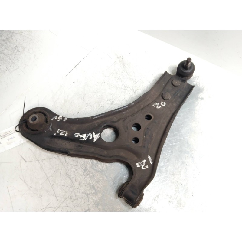 Recambio de brazo suspension inferior delantero izquierdo para chevrolet aveo ls referencia OEM IAM   