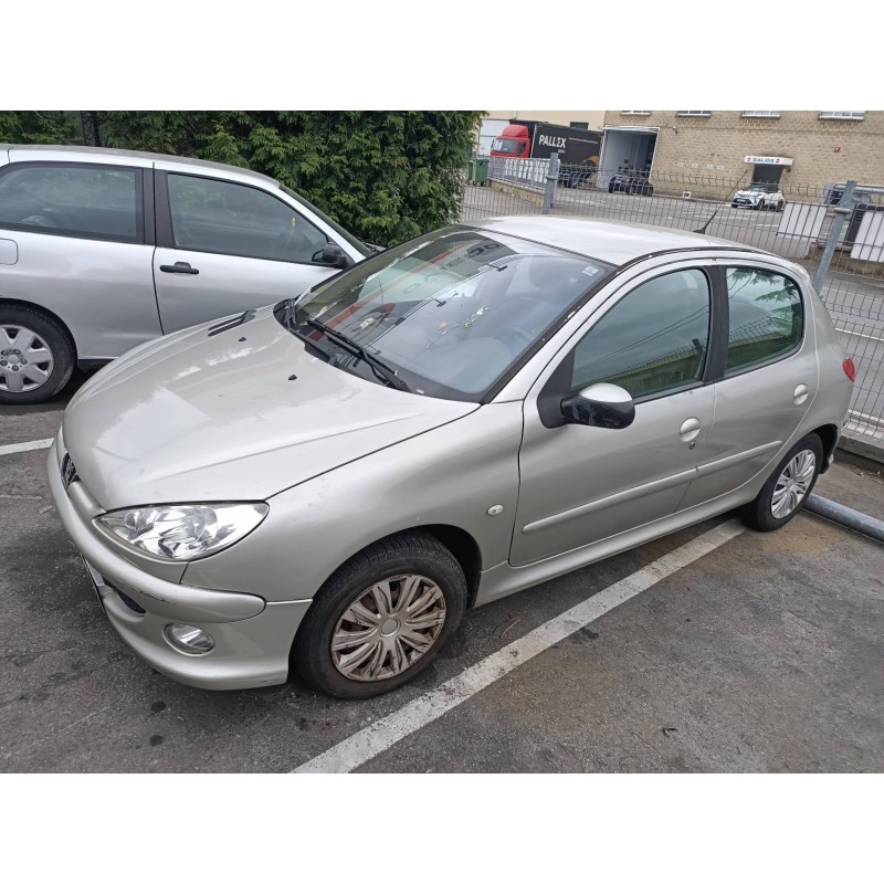 peugeot 206 berlina del año 2005