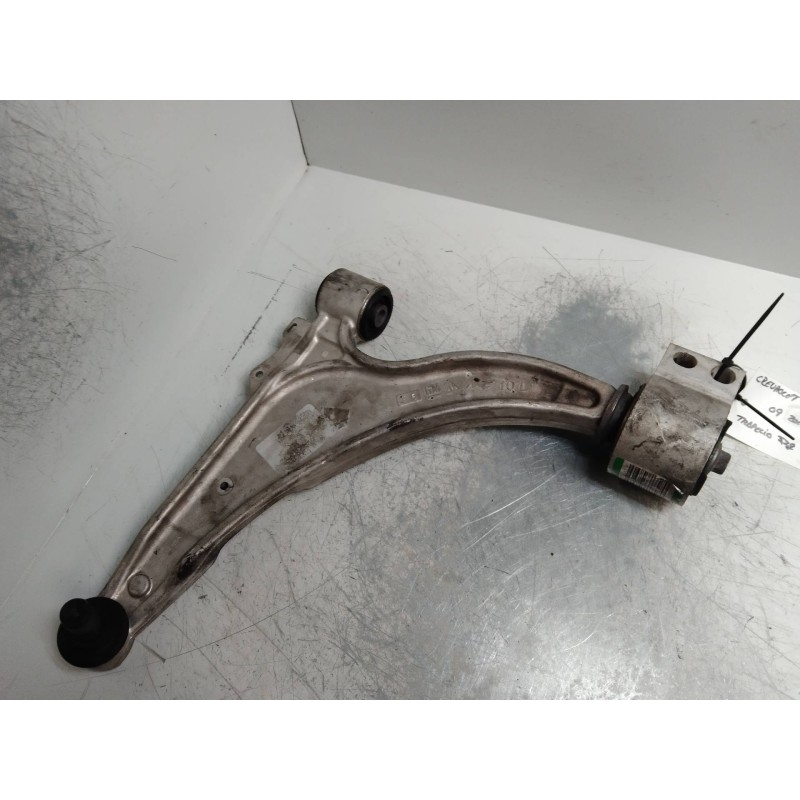 Recambio de brazo suspension inferior delantero izquierdo para chevrolet cruze ls referencia OEM IAM   