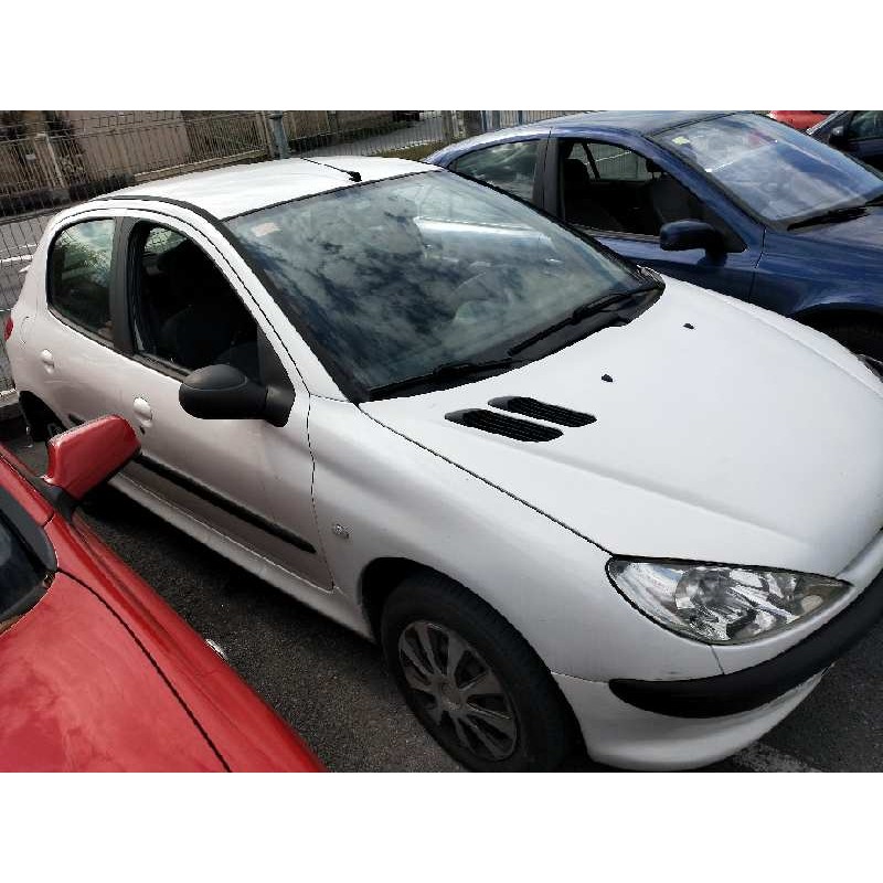 peugeot 206 berlina del año 2004