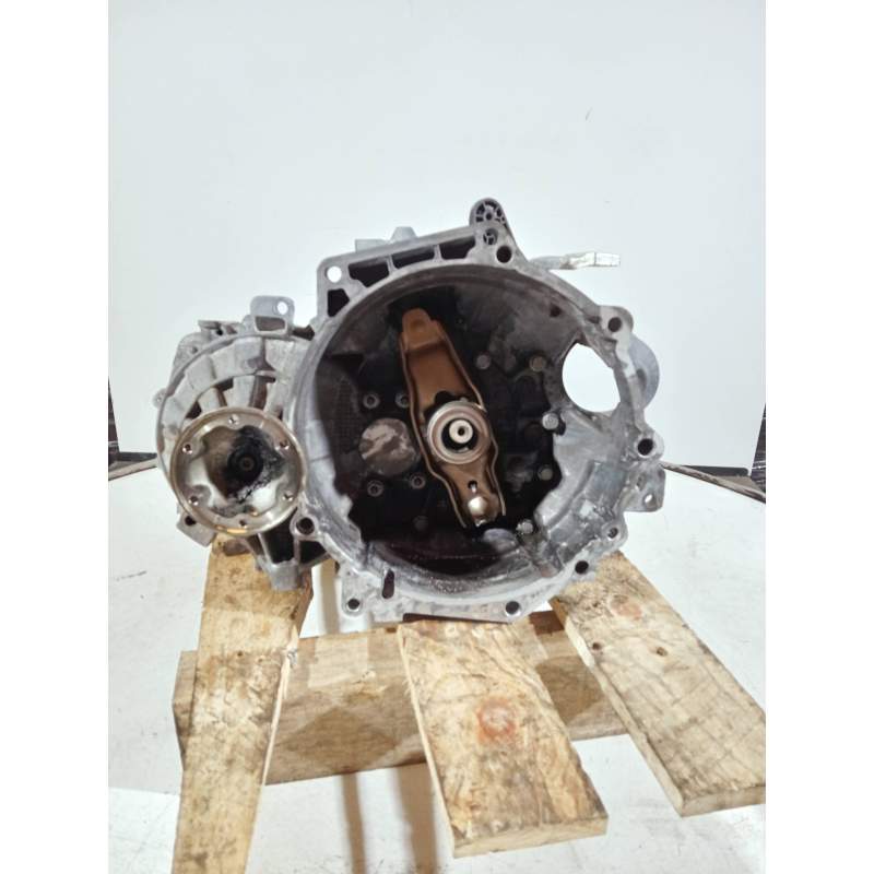 Recambio de caja cambios para volkswagen golf vi (5k1) referencia OEM IAM LUB 26070 37 0650 5V