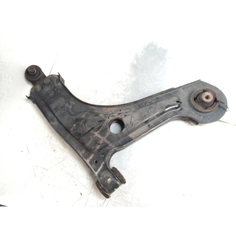 Recambio de brazo suspension inferior delantero derecho para chevrolet lacetti cdx referencia OEM IAM   