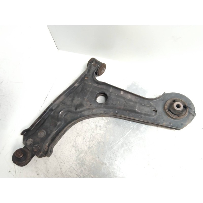 Recambio de brazo suspension inferior delantero izquierdo para chevrolet lacetti cdx referencia OEM IAM   