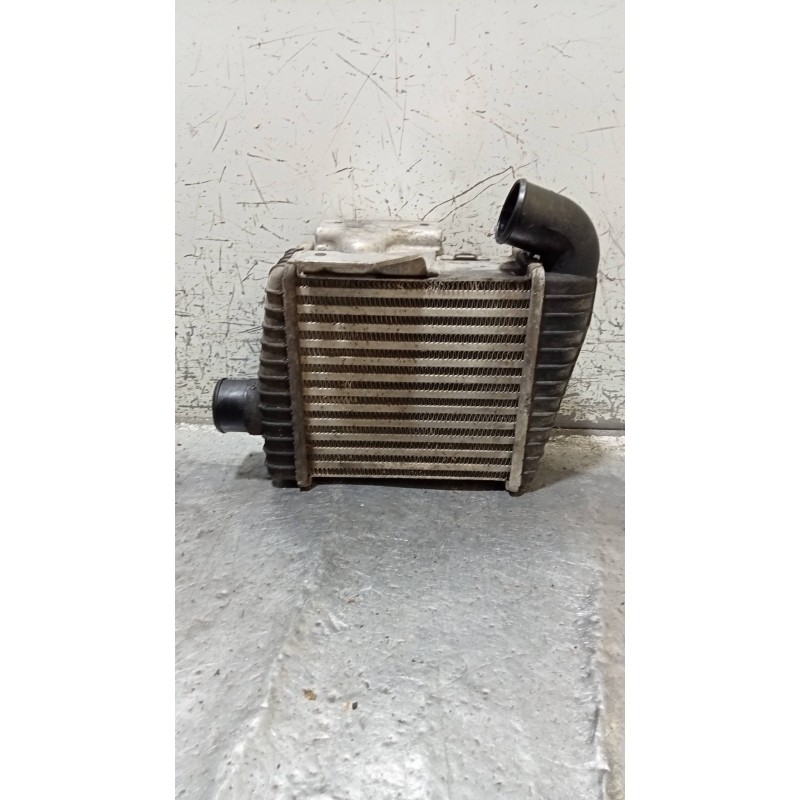 Recambio de intercooler para hyundai elantra (xd) 2.0 crdi comfort (4-ptas.) referencia OEM IAM 2827027010  