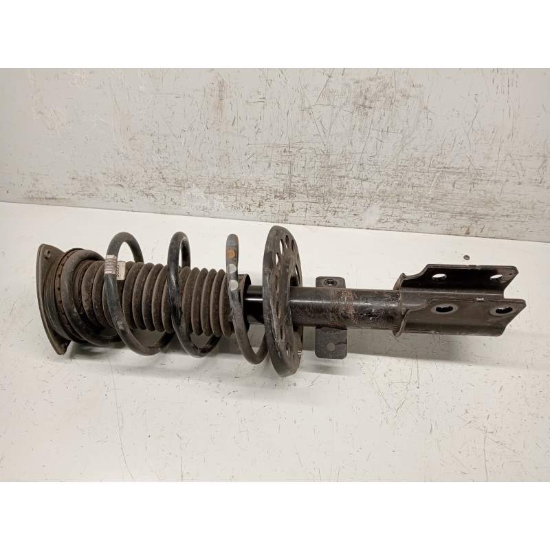 Recambio de amortiguador delantero derecho para peugeot 308 active pack hybrid referencia OEM IAM 9844509380  