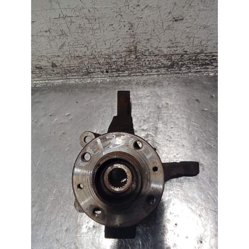 Recambio de mangueta delantera izquierda para nissan micra iii (k12) 1.5 dci referencia OEM IAM   