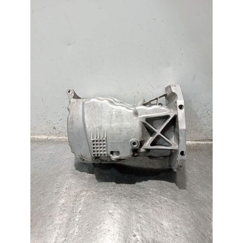 Recambio de carter para renault clio iv 1.5 dci diesel fap referencia OEM IAM 111118070R  
