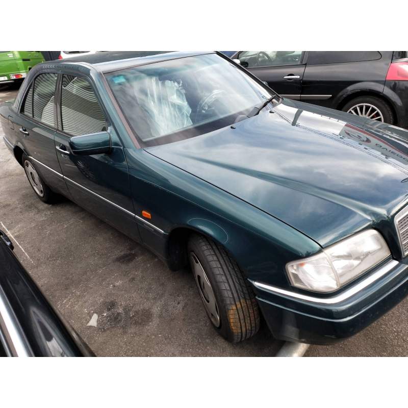 MERCEDES-BENZ CLASE C (W202) BERLINA