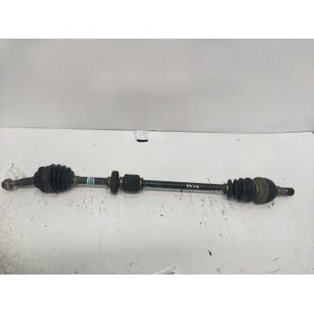 TRANSMISION DELANTERA DERECHA 2D 