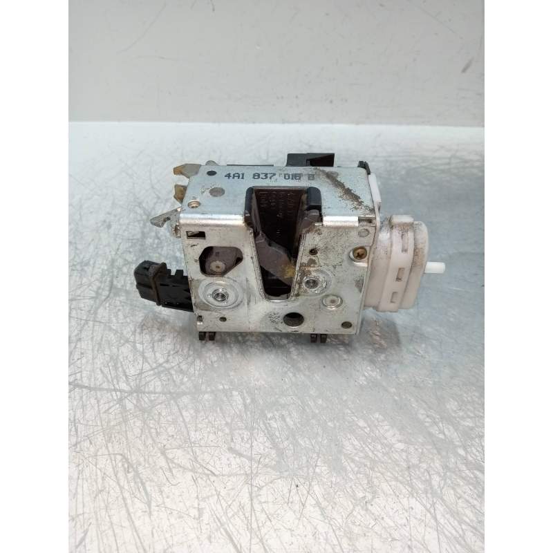 Recambio de motor cierre centralizado delantero derecho para audi 100 berlina (c4) europa referencia OEM IAM 4A1837016B  4P