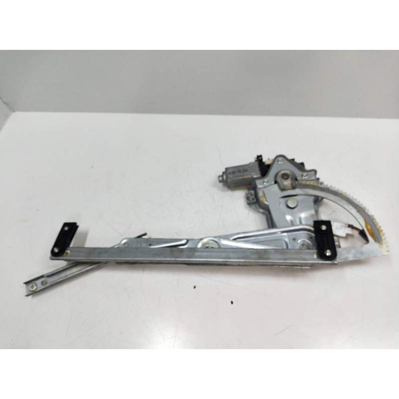 Recambio de elevalunas trasero derecho para kia sorento 2.5 crdi cat referencia OEM IAM 834603E000 5P 2006