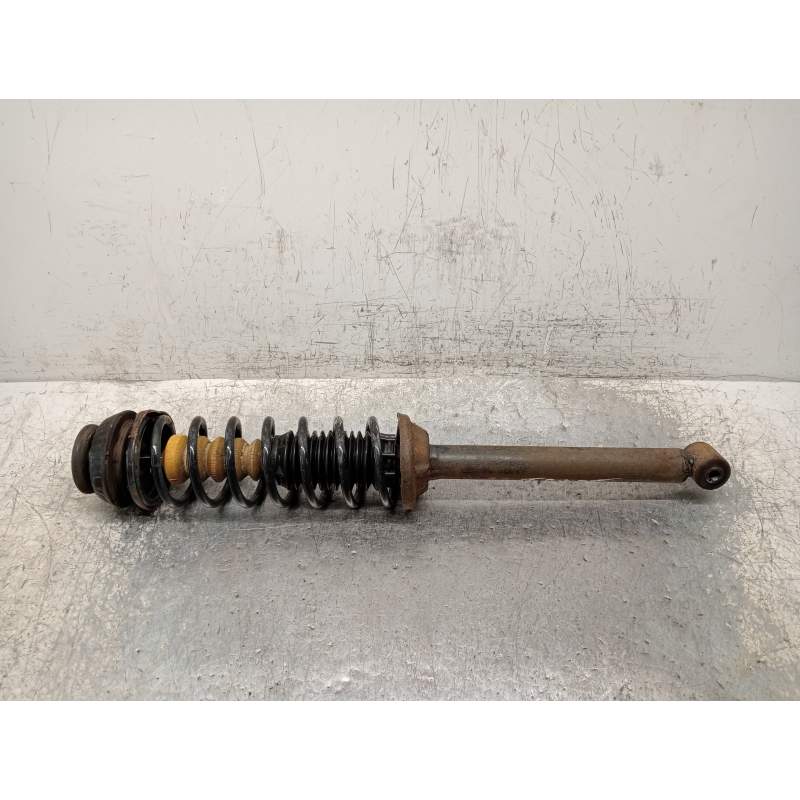 Recambio de amortiguador trasero derecho para ford fiesta berlina (dx) ambiente referencia OEM IAM  13G 1999