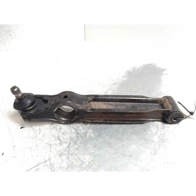 Recambio de brazo suspension inferior delantero izquierdo para daewoo matiz 0.8 cat referencia OEM IAM   