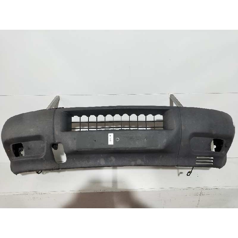 Recambio de paragolpes delantero para iveco daily caja cerrada (1999 =>) 29 - l 12 caja cerrada referencia OEM IAM   