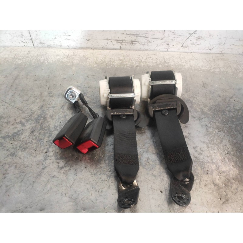 Recambio de juego cinturones trasero para volkswagen polo (6c1) 1.4 tdi referencia OEM IAM   