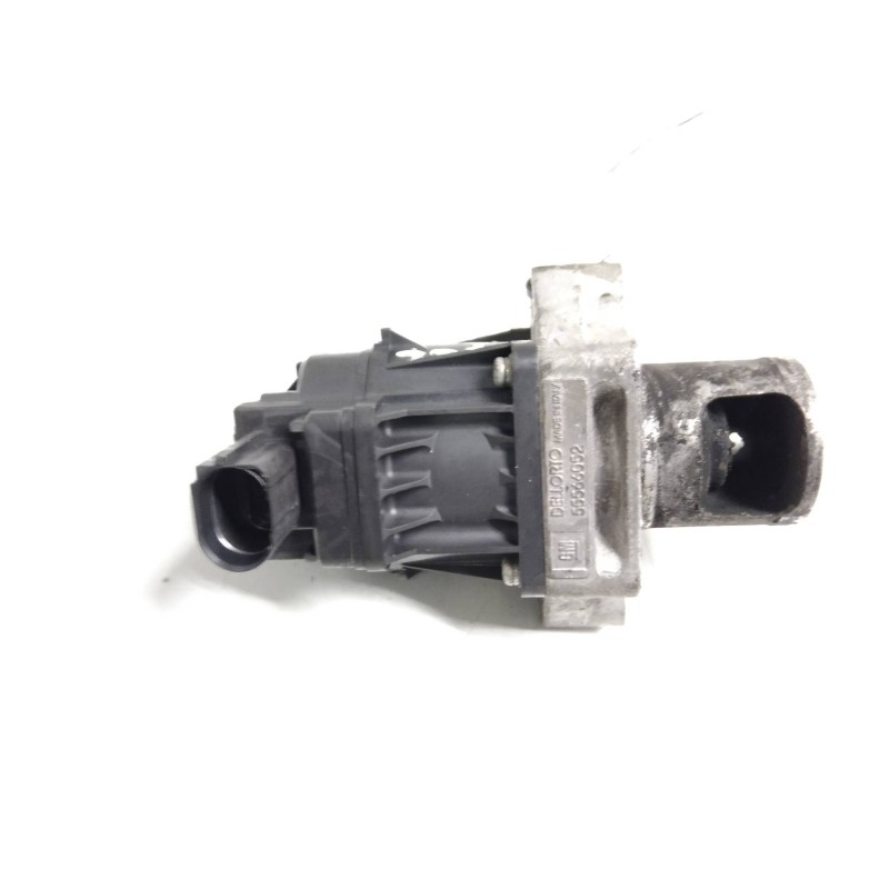 Recambio de valvula egr para opel astra j lim. cosmo referencia OEM IAM 55566052 55579900 