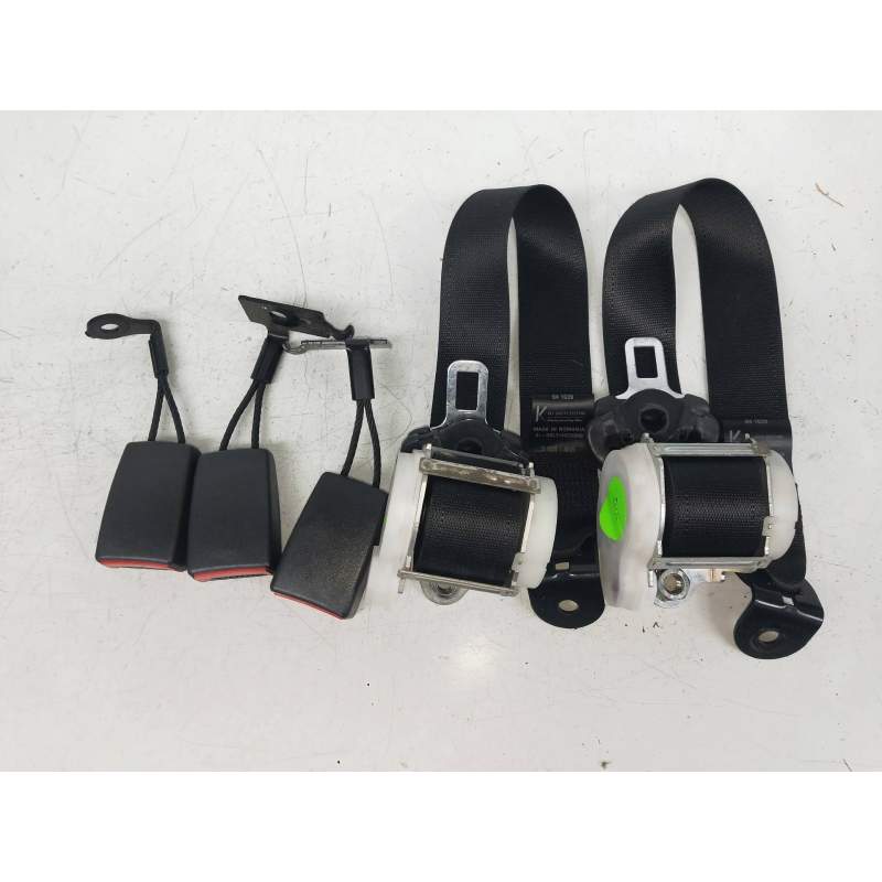 Recambio de juego cinturones trasero para opel vectra c berlina 1.9 cdti referencia OEM IAM  5P C/2005