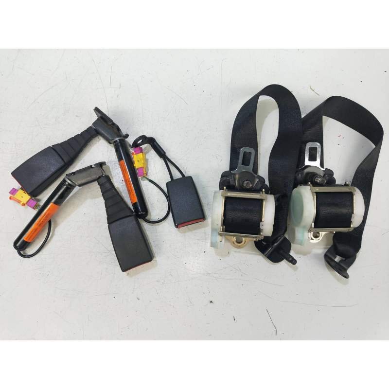 Recambio de juego cinturones trasero para opel vectra c berlina club referencia OEM IAM  5P C/2003