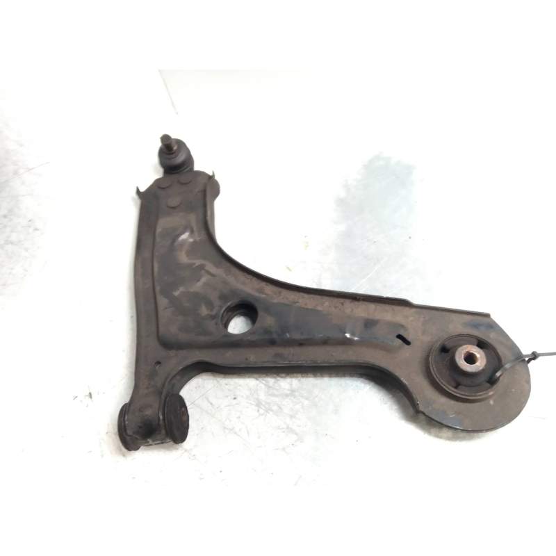 Recambio de brazo suspension inferior delantero izquierdo para chevrolet nubira berlina 1.8 cat referencia OEM IAM   