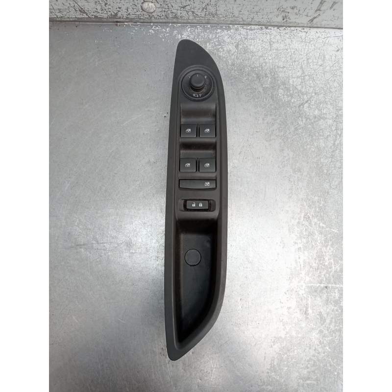 Recambio de mando elevalunas delantero izquierdo para opel mokka / mokka x (j13) 1.4 (_76) referencia OEM IAM   