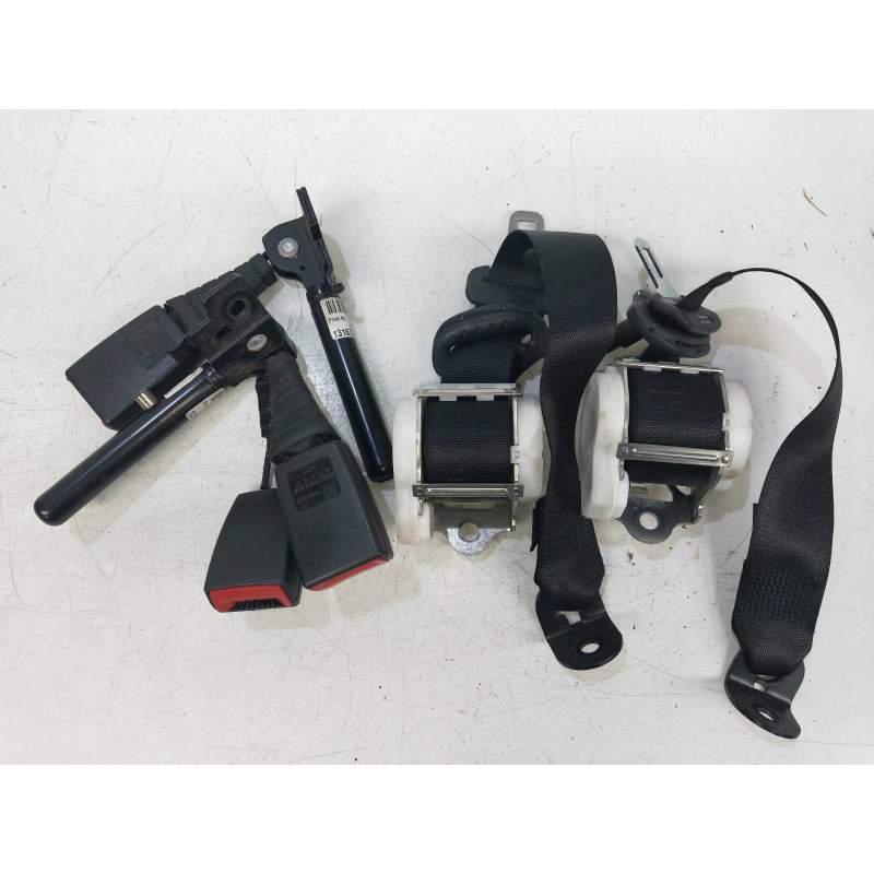 Recambio de juego cinturones trasero para opel vectra c caravan elegance referencia OEM IAM  RANCHERA C/2003