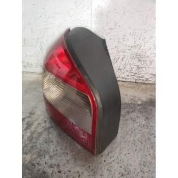 PILOTO TRASERO IZQUIERDO 8L0945095B 