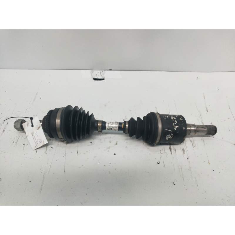 Recambio de transmision delantera izquierda para chevrolet lacetti 2.0 diesel cat referencia OEM IAM M8  