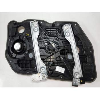 ELEVALUNAS DELANTERO DERECHO 82460A2010 5P 2012