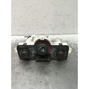 MANDO CALEFACCION / AIRE ACONDICIONADO 69580001 666572Q 2003