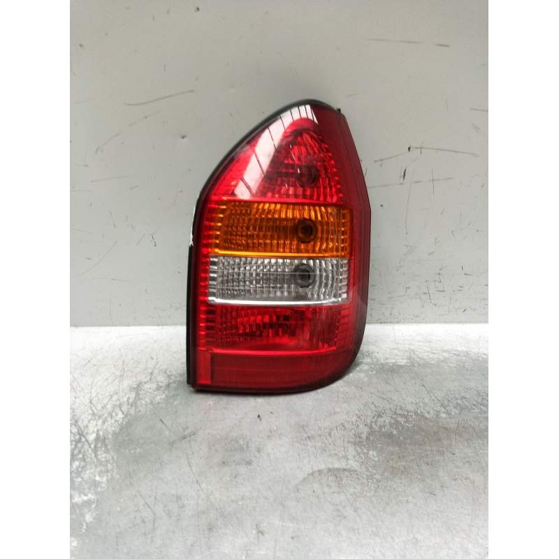 Recambio de piloto trasero derecho para opel zafira a monospace (t98) 2.0 dti 16v (f75) referencia OEM IAM   
