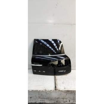 PUERTA TRASERA DERECHA 5P