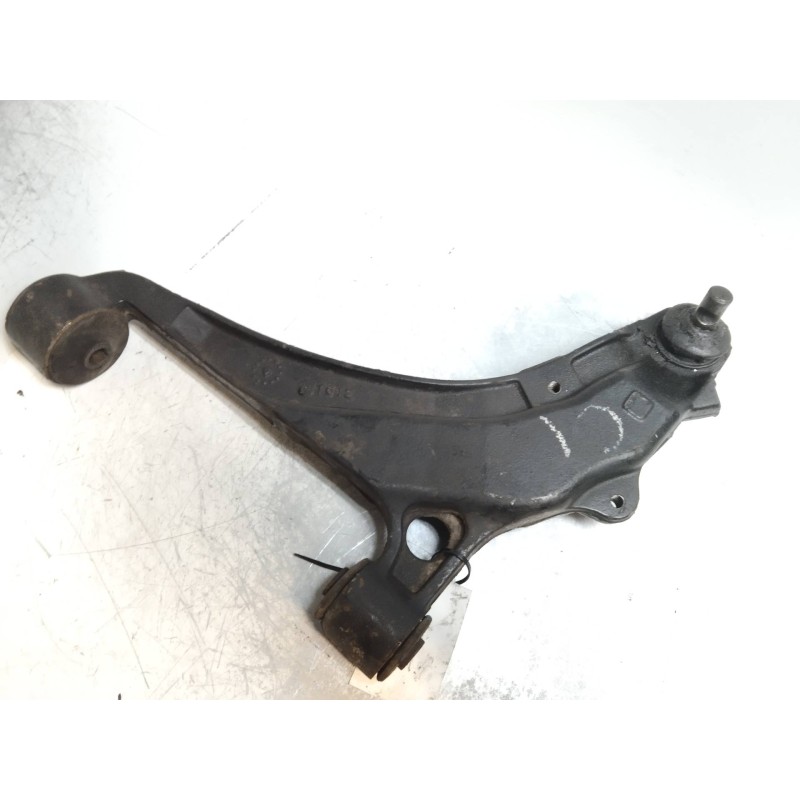 Recambio de brazo suspension inferior delantero izquierdo para chrysler voyager (es) referencia OEM IAM 4684487  