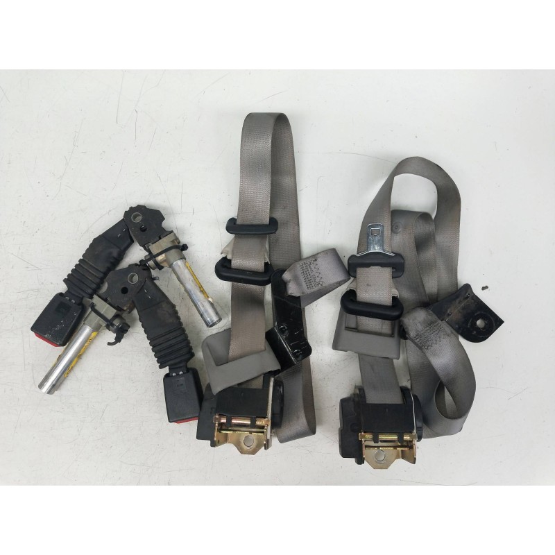 Recambio de juego cinturones delantero para opel sintra 2.2 16v cat (x 22 xe) referencia OEM IAM   5P