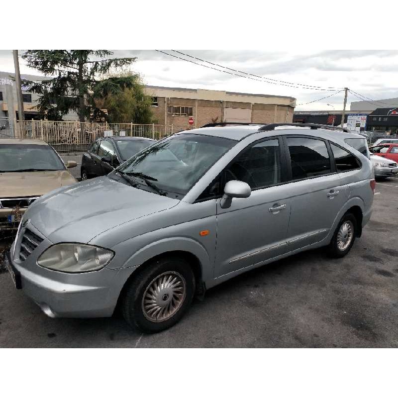 ssangyong rodius del año 2005