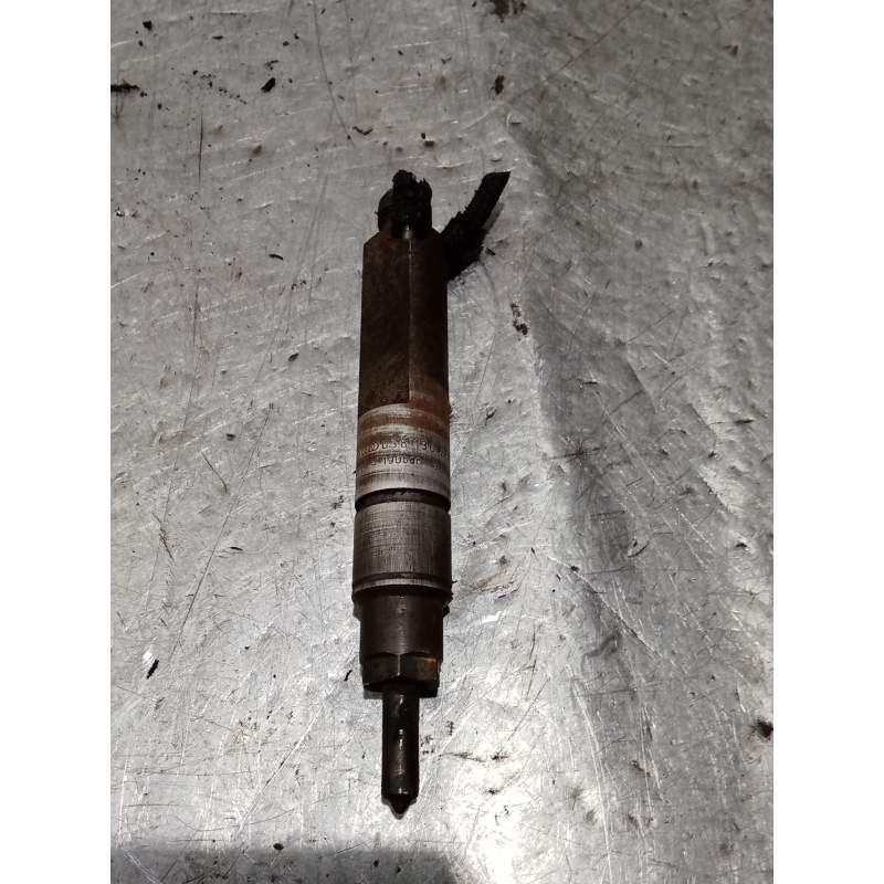 Recambio de inyector para volkswagen golf iv (1j1) 1.9 tdi referencia OEM IAM 038130201 19TDI 1998