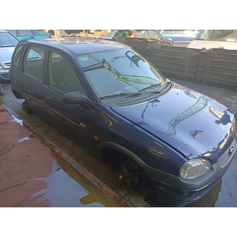 opel corsa b del año 2000