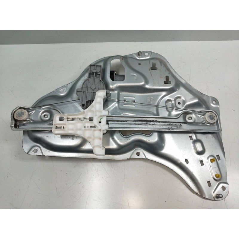 Recambio de elevalunas trasero derecho para hyundai ix35 1.6 cat referencia OEM IAM 402353B  5P